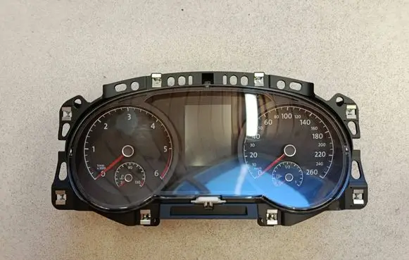 Volkswagen Golf VII Speedometer (instrument cluster) 5G1920741 VDD024210 1555030255