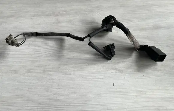 Volvo V70 Headlight/headlamp wiring loom/harness 30763548