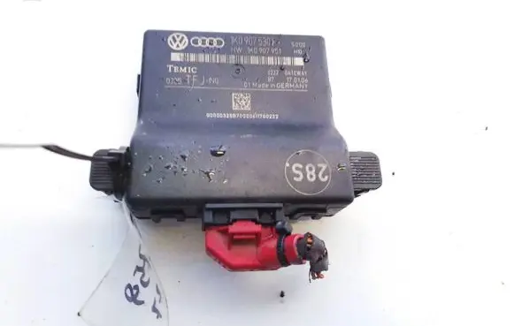 Volkswagen Caddy Door control unit/module 1k0907530f 1k0907951