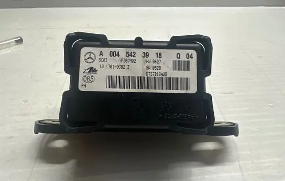 Mercedes-Benz GL X164 ESP acceleration yaw rate sensor A0045423918 DT37B18A2B 10170103823