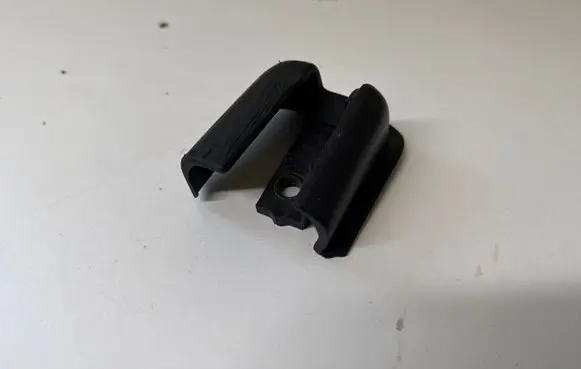Renault Trafic II (X83) Sliding door rail trim 59335 675629
