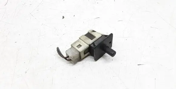 Mercedes-Benz E W211 Rear door sensor 2028209410