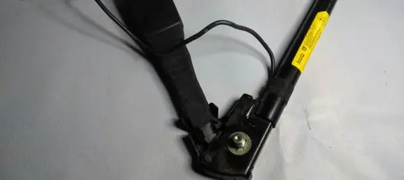 Opel Zafira B Front seatbelt buckle 13127267 602219100