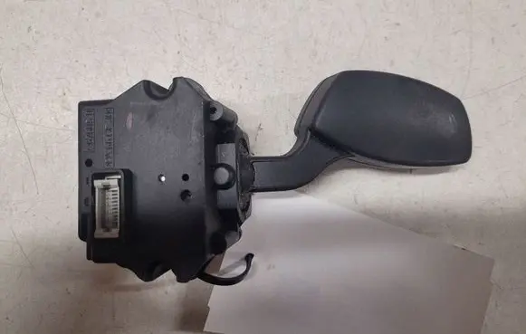 BMW 5 E60 E61 Indicator stalk 695134903 0110675006 676050