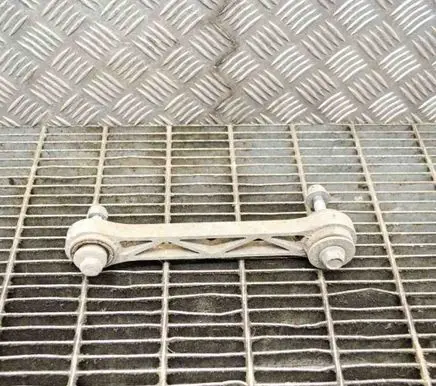 Tesla Model S Rear upper control arm/wishbone 104396400C