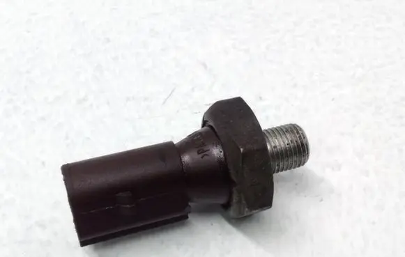 Volkswagen Caddy Oil pressure sensor 038919081H