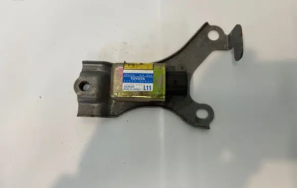 Toyota Yaris Verso Airbag deployment crash/impact sensor 8983052050 1879000580 L11