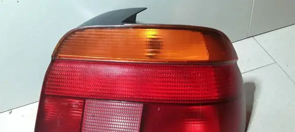 BMW 5 E39 Rear/tail lights 8358032 2VP00724002