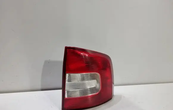 Skoda Octavia Mk2 (1Z) Rear/tail lights 1Z9945258 27592202