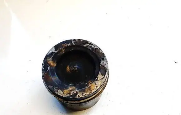 Piston