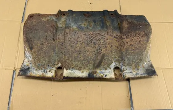 Engine splash shield/under tray