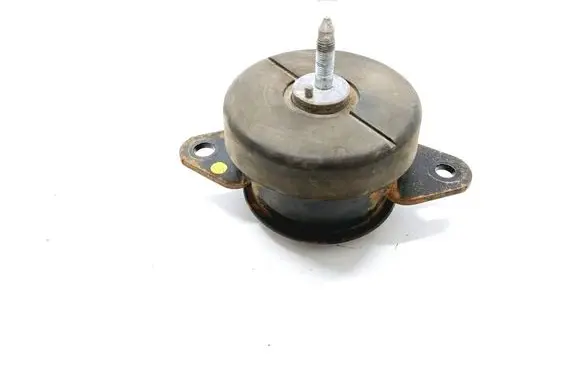 Engine mount bracket