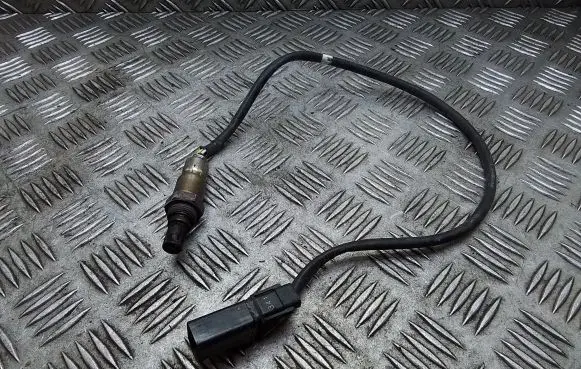 Volkswagen Caddy Lambda probe sensor 03L906262