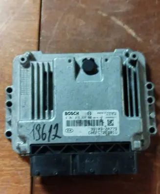 KIA Ceed Engine control unit/module 391032a775 0281015226