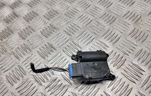 Volkswagen PASSAT B6 Air flap motor/actuator 0132801363 1212052 CZ1168802872