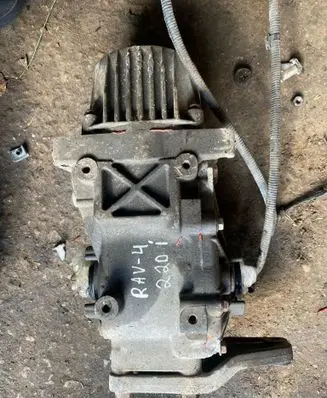 Toyota RAV 4 (XA30) Rear differential 6L043077 42010D
