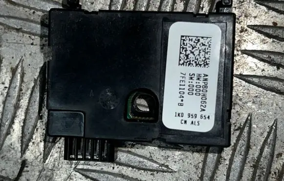 Seat Altea XL Steering angle sensor 1k0959654 7FE1104