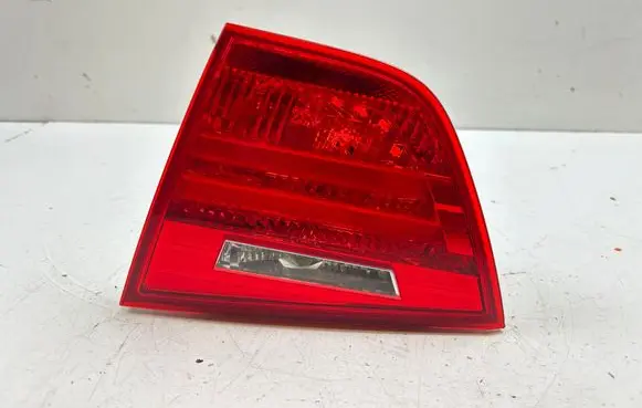 BMW 3 E90 E91 Tailgate rear/tail lights 7289434
