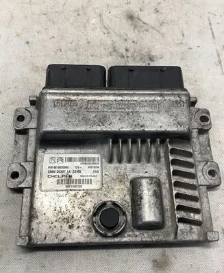 Opel Vivaro Engine control unit/module 9818035080