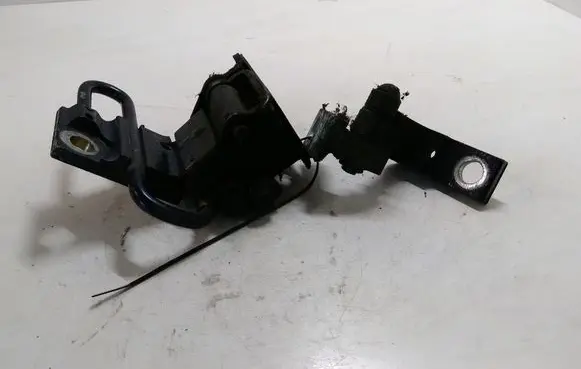 Rear door hinge set