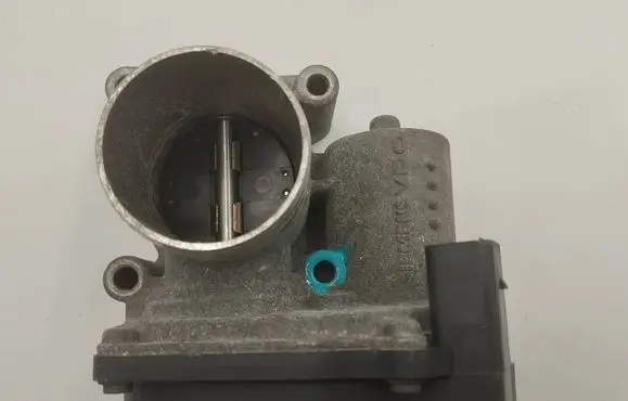 Skoda Fabia Mk2 (5J) Throttle valve 03d133062e 1880702094