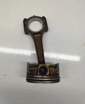 Dodge RAM Piston with connecting rod 53022257AE 53022257AD