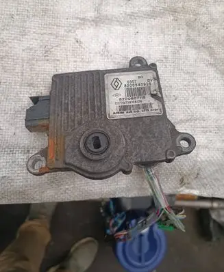 Renault Espace - Grand espace IV Gearbox control unit/module 8200540935 8200607118 02770738108175