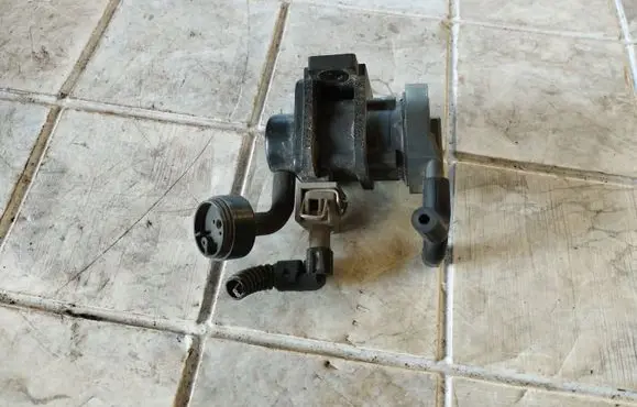 Opel Zafira A Turbo solenoid valve 4534375