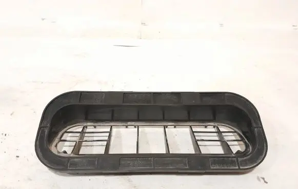 Lexus GS 300 350 430 450H Quarter panel pressure vent 6294012160 6293042160