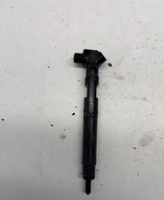 Mercedes-Benz E W212 Fuel injector A6510702887