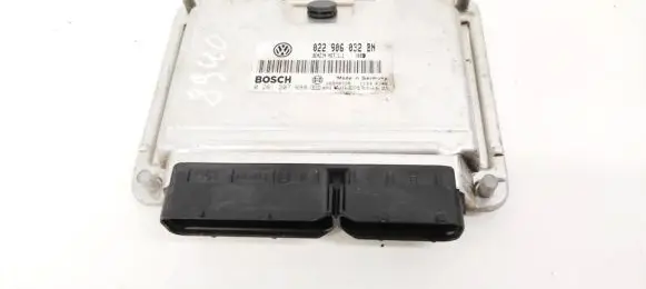 Volkswagen Phaeton Engine control unit/module 022906032BN 0261207688