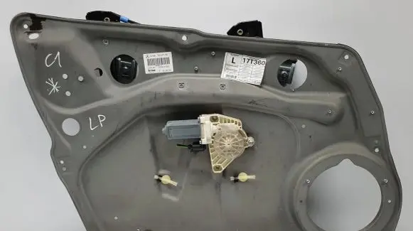 Mercedes-Benz A W169 Front window lifting mechanism without motor A1697202779