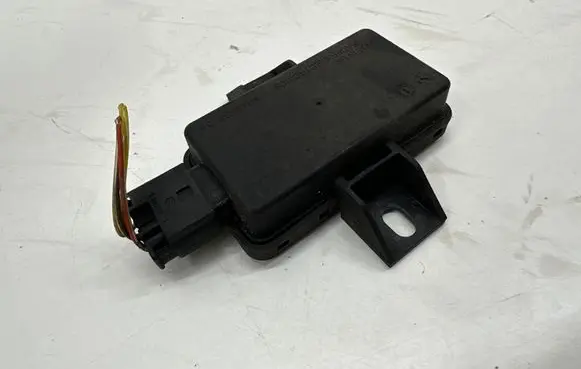 Mercedes-Benz S W222 Tire pressure control unit A0009001105
