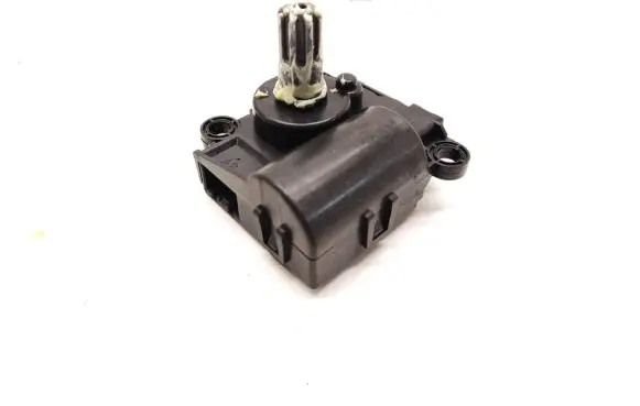 Tesla Model S Air flap motor/actuator D332CK8AA04
