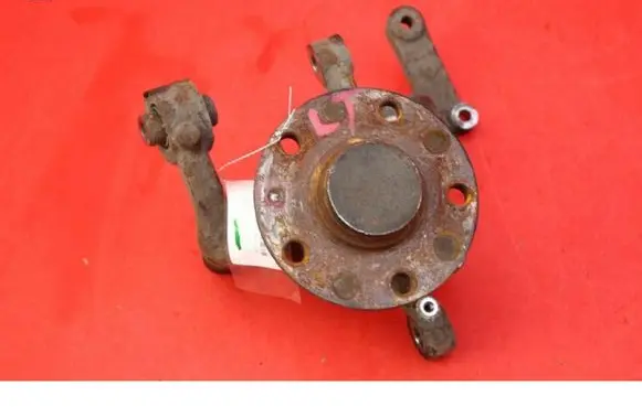 Seat Altea XL Front wheel hub spindle knuckle