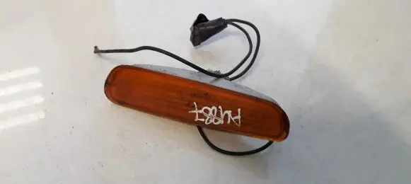 Volvo S40, V40 Front fender indicator light