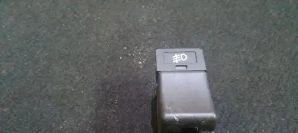Fog light switch