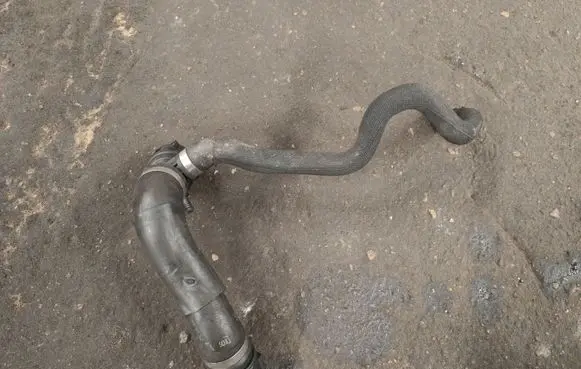 BMW X5 F15 Engine coolant pipe/hose 17128578987