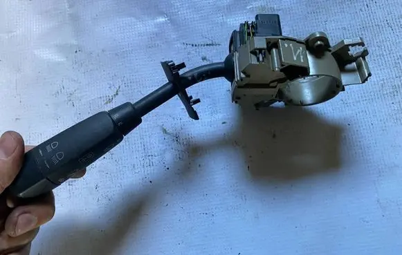 Mercedes-Benz E W210 Wiper control stalk a2085450010 2085450010