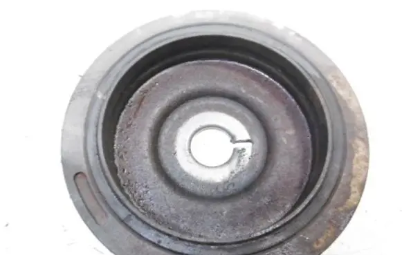 Renault Megane III Crankshaft pulley 123031777R