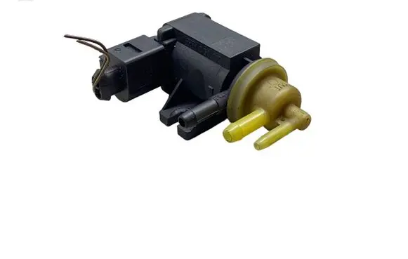 Skoda Octavia Mk3 (5E) Turbo solenoid valve 04L131051F K5567