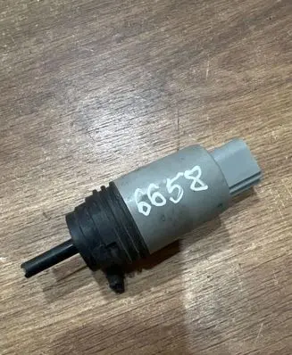 BMW 3 E90 E91 Windscreen/windshield washer pump 6934159