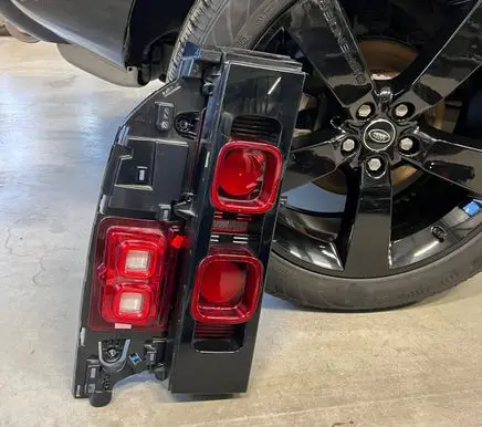 Land Rover Defender Rear/tail lights L8B213405AH L8B213405-ah L8B213405C