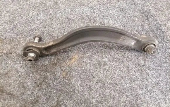 Mercedes-Benz CLS C218 X218 Rear control arm
