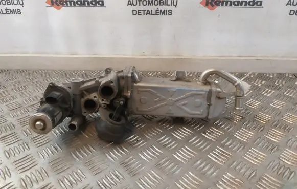 Skoda Octavia Mk3 (5E) EGR valve cooler 03L131512BJ