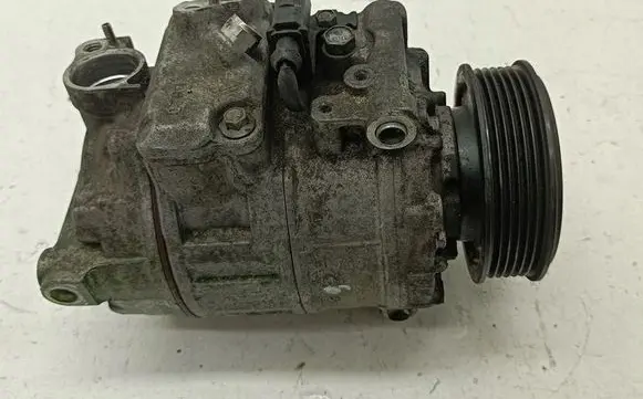 Volkswagen Phaeton Air conditioning (A/C) compressor (pump)
