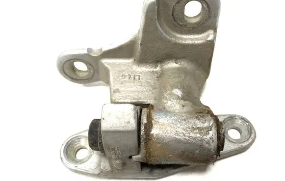 Mercedes-Benz A W169 Rear door lower hinge LI46