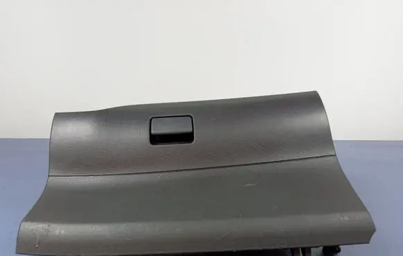 Toyota Auris 150 Glove box 55552-02130