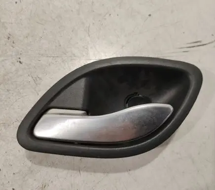 Renault Laguna II Front door interior handle 8200000723