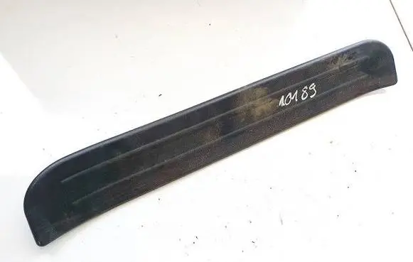 Mazda CX-7 Rear sill trim cover eg21687h0